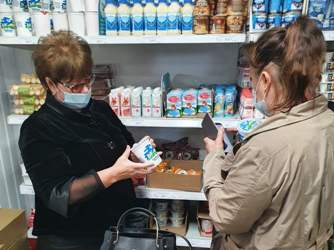Александра Сызранцева провела мониторинг качества молочных продуктов